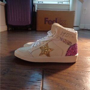 Vintage Havana White and Gold Star Sneakers